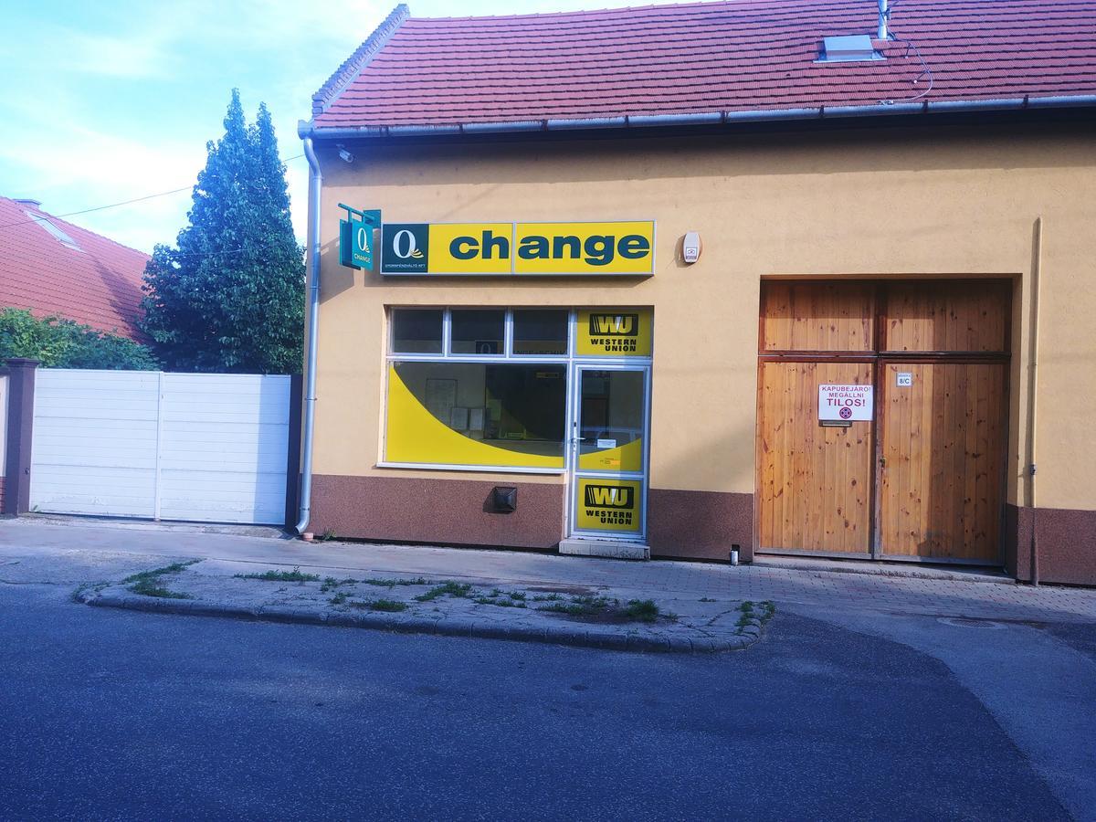 Sarok Apartmanhaz Makó Exterior foto
