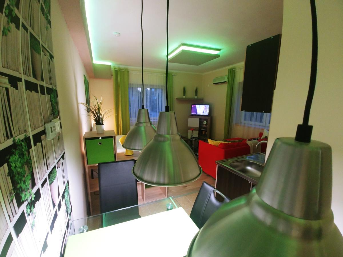 Sarok Apartmanhaz Makó Exterior foto