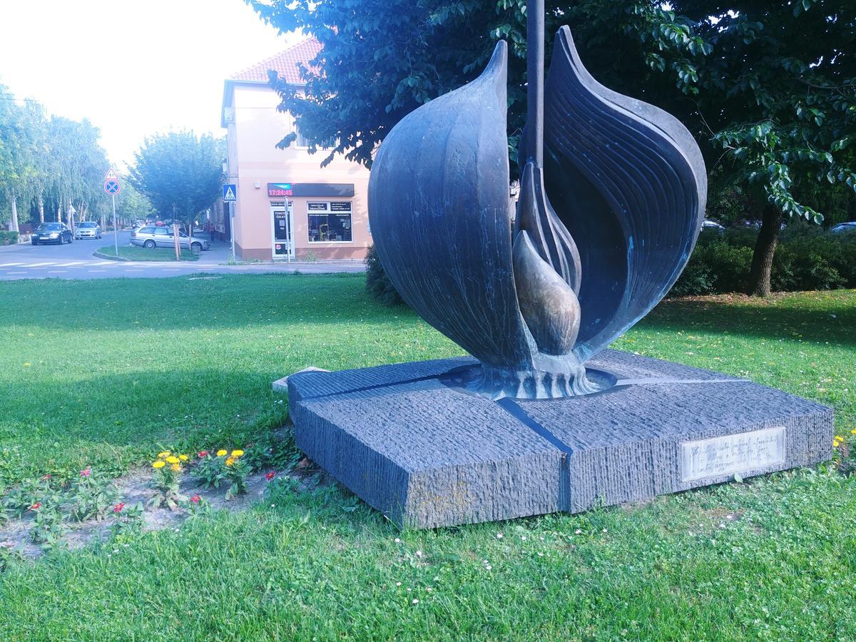 Sarok Apartmanhaz Makó Exterior foto